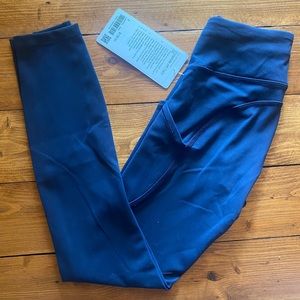 Lululemon Size 2 Invigorate HR Tight 25” NEW!